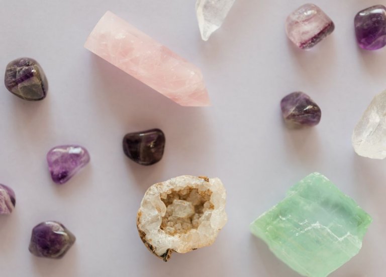 4 Crystals to Use for Meditation