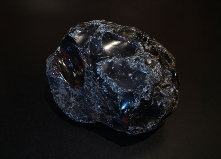 Obsidian Crystal Meaning & Properties